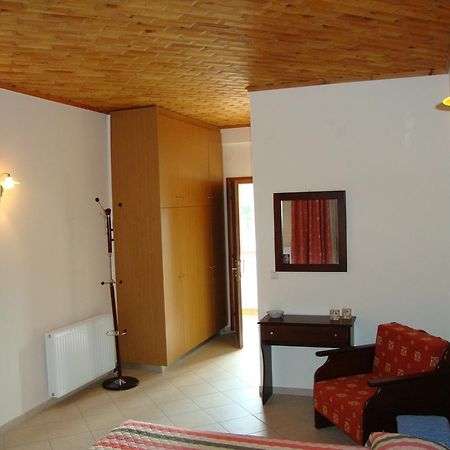 Vlakhokeraséa Bistola Guesthouse מראה חיצוני תמונה