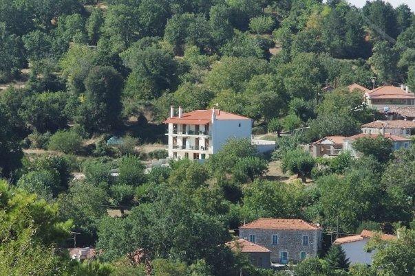 Vlakhokeraséa Bistola Guesthouse מראה חיצוני תמונה